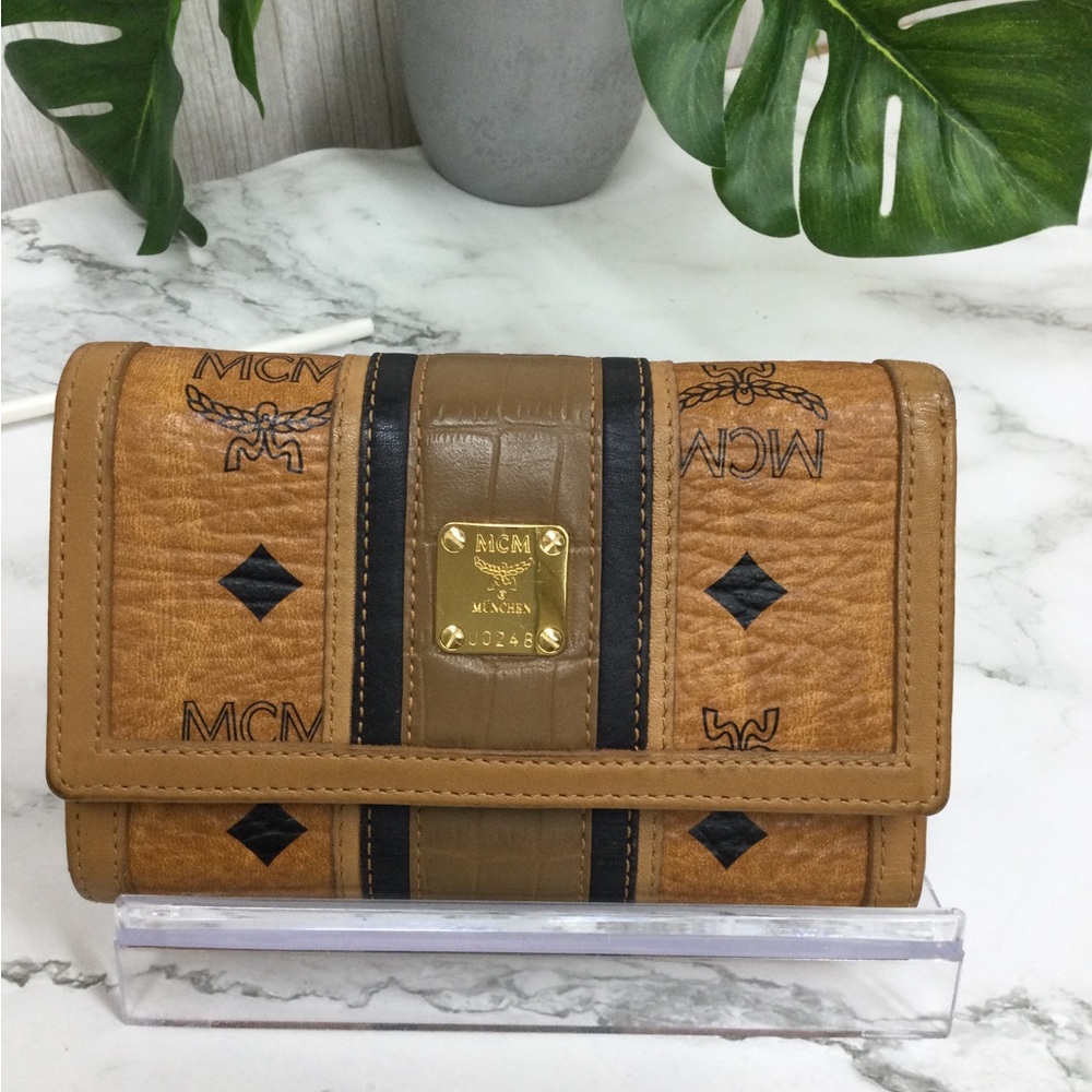 GUC.MCM Cognac Logo Continental Wallet with Dark Brown Stripe